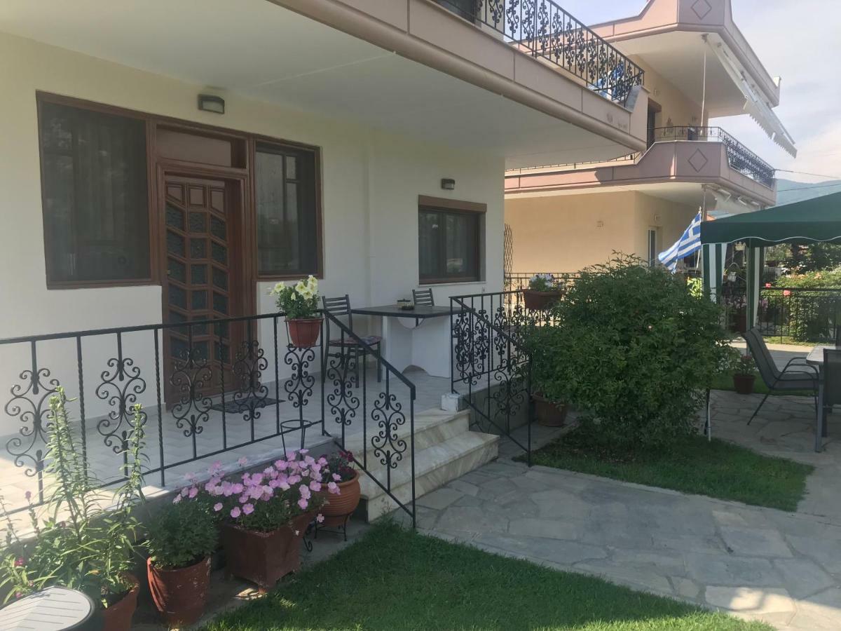 Stefanie'S Rooms Asprovalta Exterior foto